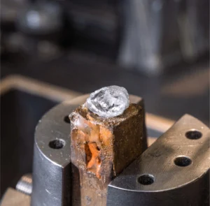 Comment reconnaître un vrai diamant