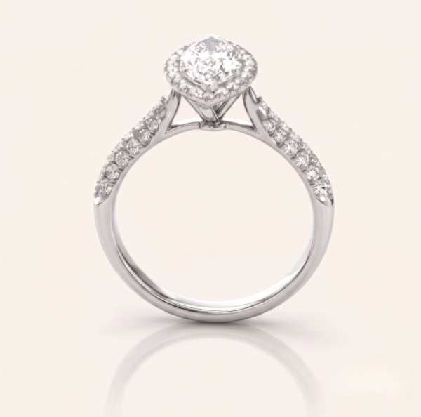 Marquise Divine